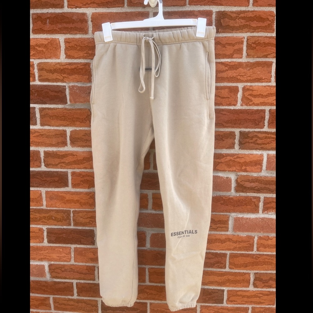 Fear of God Essentials sweatpants taupe